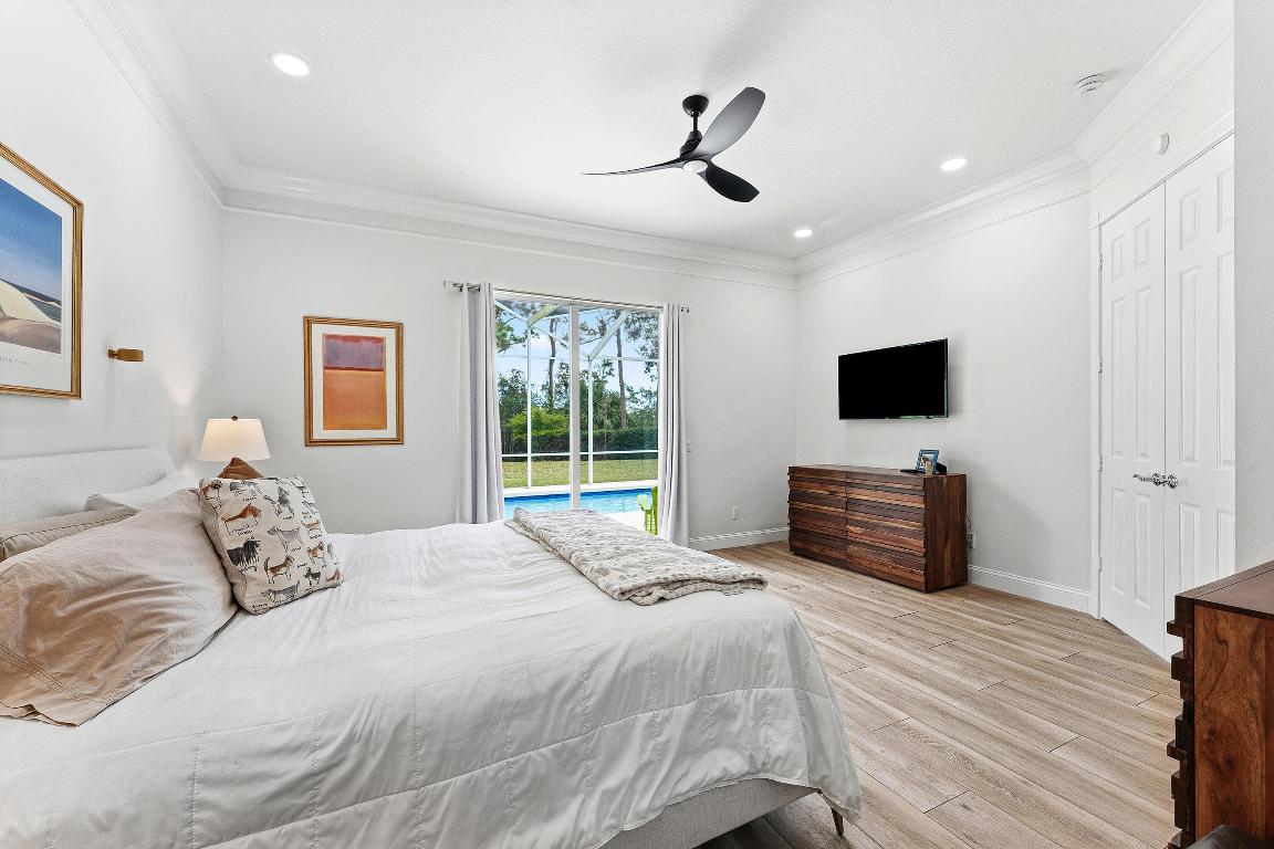 CARLETON OAKS - Residential