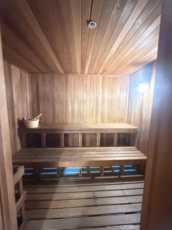 Moorings At Lantana Twnhs - Residential Lease