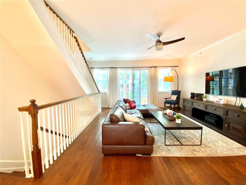 Moorings At Lantana Twnhs - Residential Lease