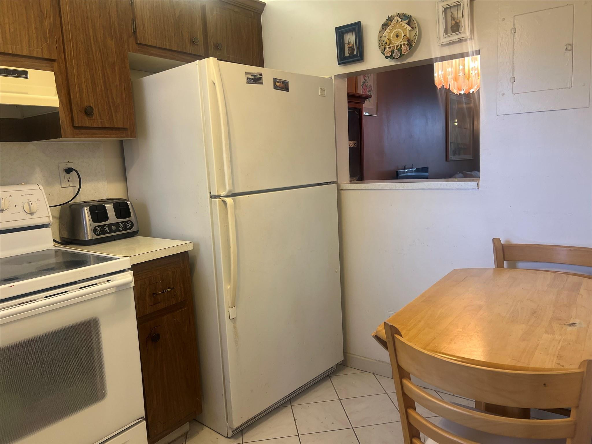 SUNRISE LAKES PHASE 3 - Residential