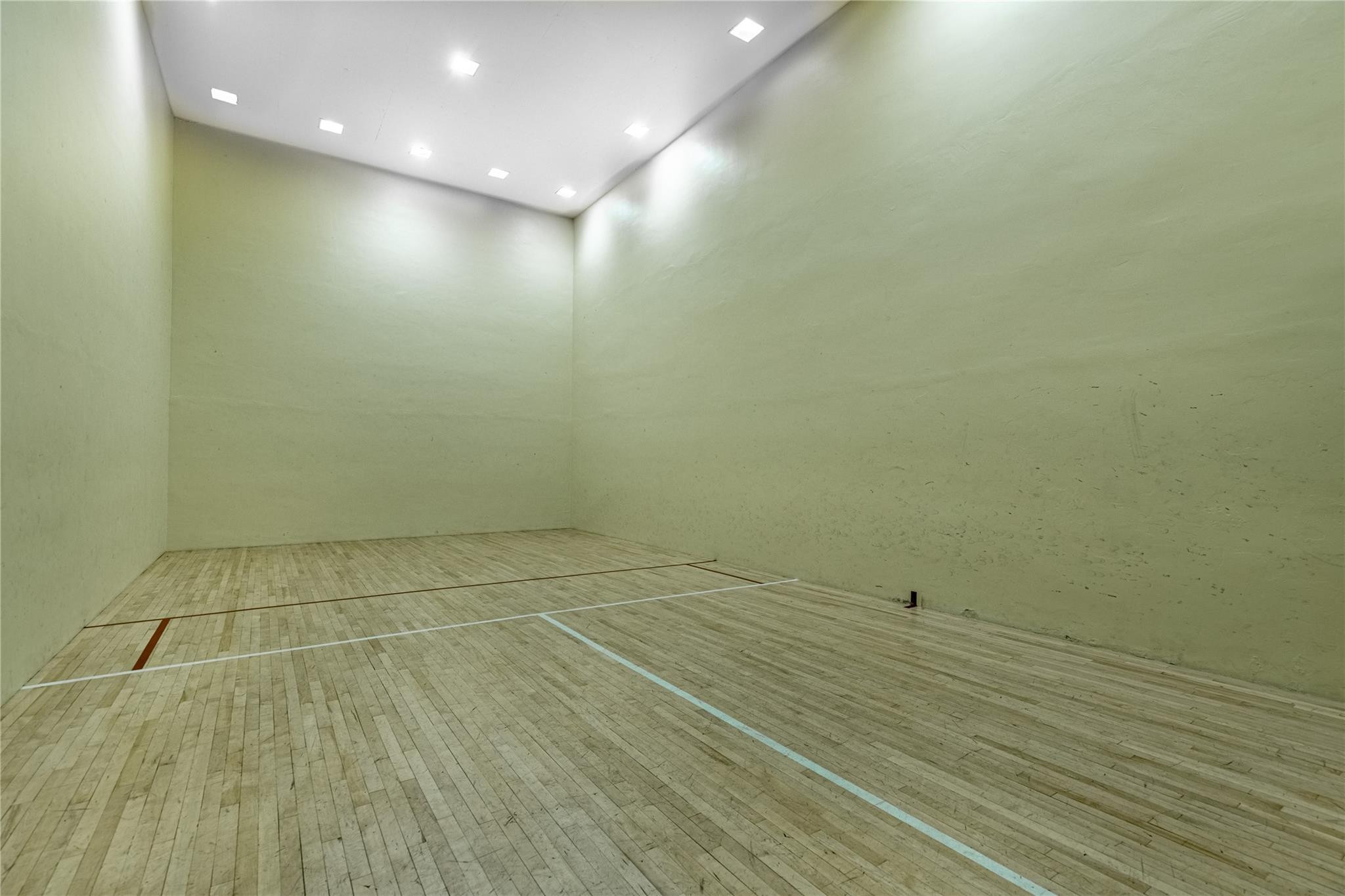 SUNRISE LAKES PHASE 3 - Residential