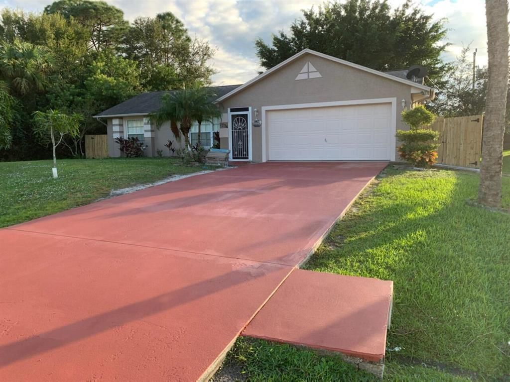 Photo of 1726 SW Alberca Lane, Port Saint Lucie, FL 34953 (MLS # R10774553)