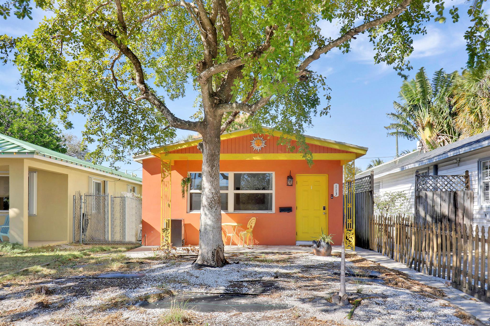 Welcome to your charming one-bedroom, one-bath cottage in the heart of Lake Worth Beach! This delightful property features a cozy living space filled with natural light, showcasing its updated finishes. The quaint kitchen is perfect for preparing meals and offers plenty of storage. The inviting bedroom provides a peaceful retreat, while the bathroom boasts modern fixtures. Nestled in a friendly neighborhood, you'll have easy access to local shops, dining, and parks. Don't miss this unique opportunity to own a lovely cottage in a prime location!