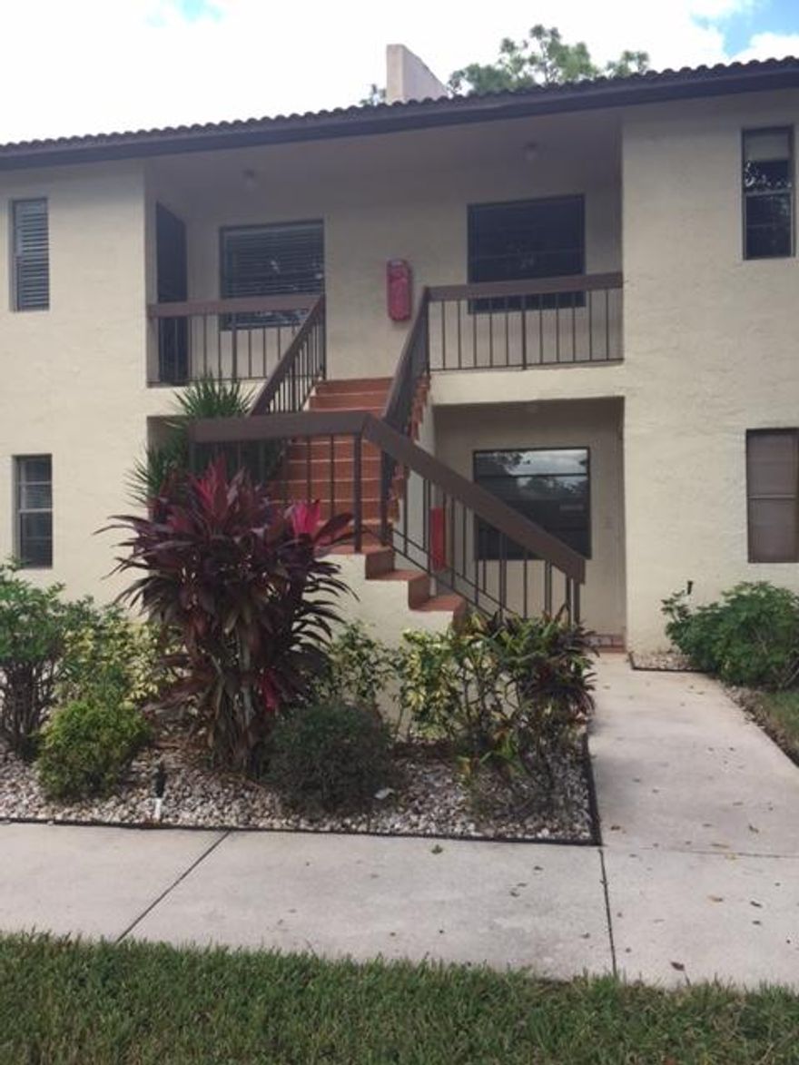 Stunning 2/2 Condo in Boca Lago.
Ground floor unit has opening to
dining area from kitchen, beautiful granite countertops and ss appliances.
Floors are comprised of tile with carpet in the bedrooms. Crown molding throught the apartment The large master bedroom has 3 california custom closets and weill as front closets being custom fitted  and nicely renovated glass enclosed shower. Patio is glassed enclosed for 
optimum use of back porch space. Makes a wonderful sitting or reading room. Boca Lago offers 3 nine holes golf course, 23 tennis courts and social events. Membership is not mandatory. Two pools are available within the Cypress development. This is a great property, just waiting for you.