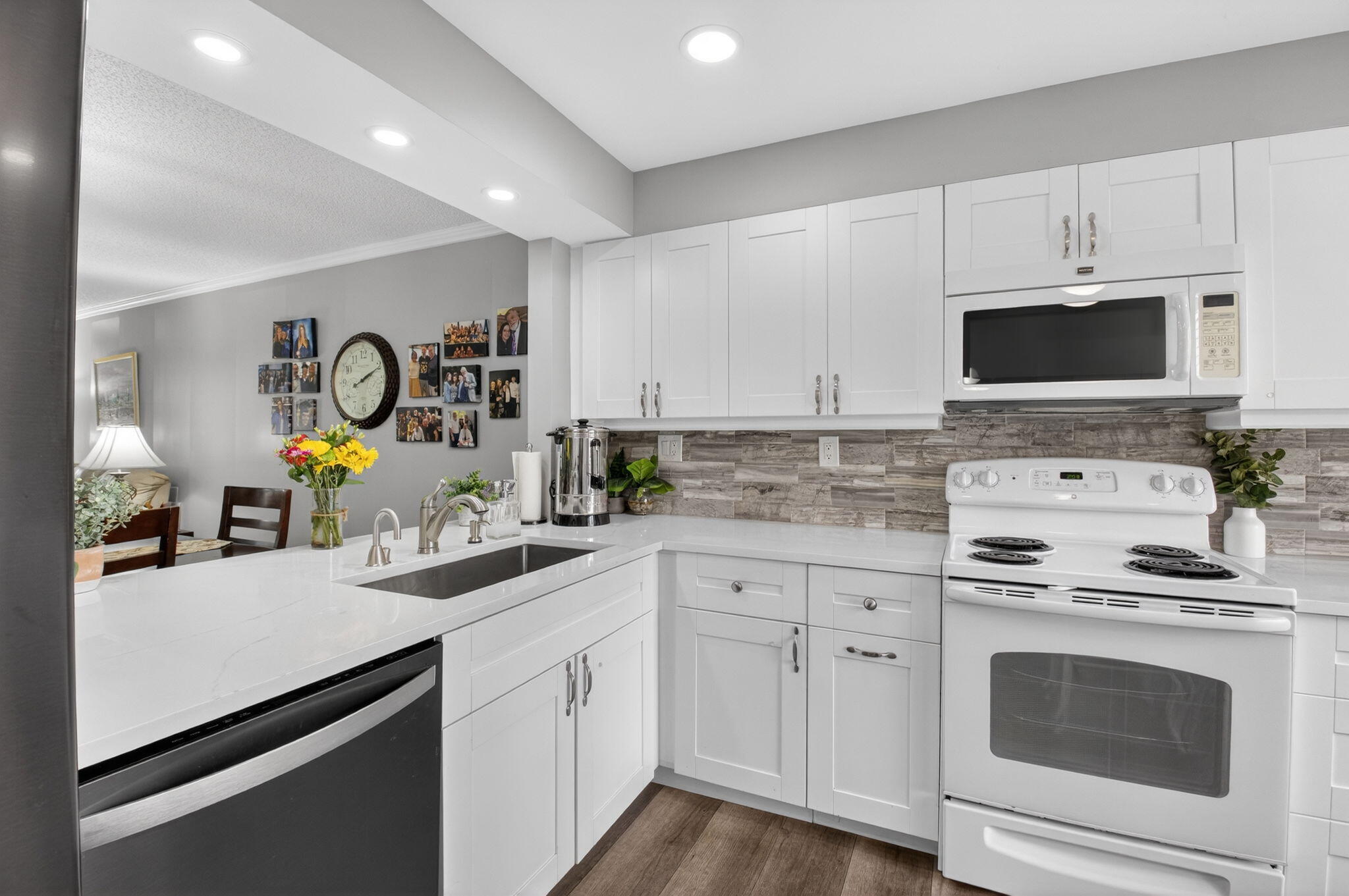 Indian Spring - Green Lakes - Residential