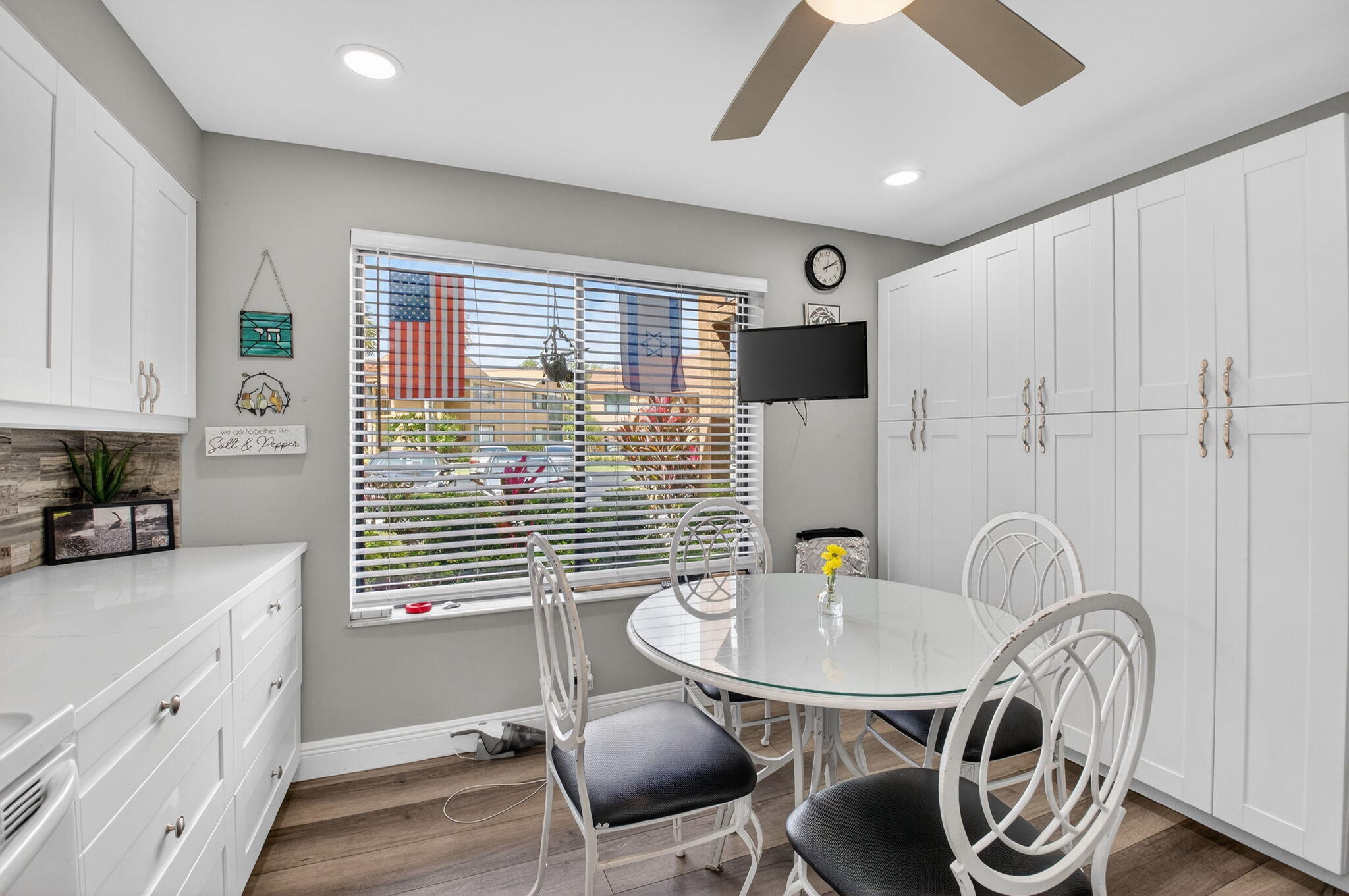 Indian Spring - Green Lakes - Residential