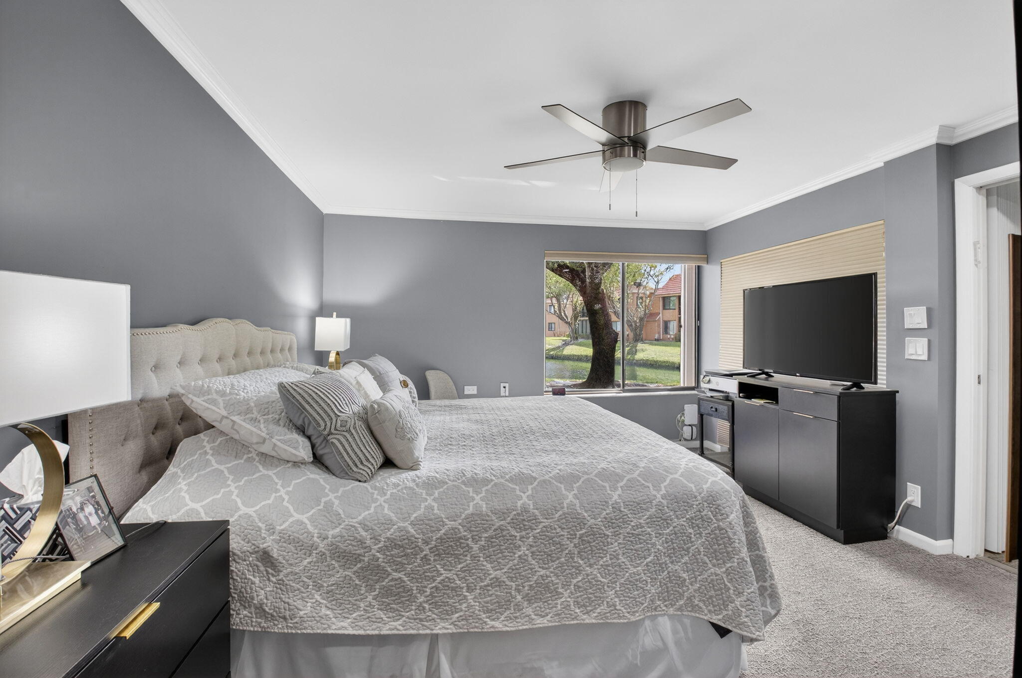 Indian Spring - Green Lakes - Residential