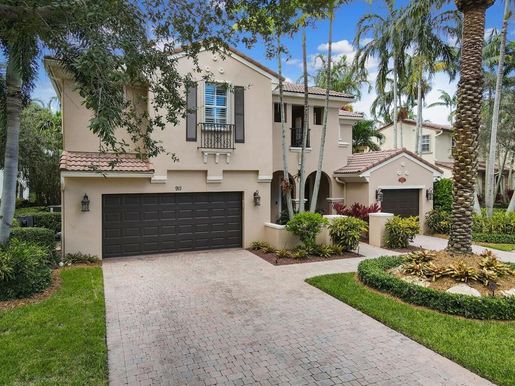 Photo of 911 Mill Creek Drive, Palm Beach Gardens, FL 33410 (MLS # R10745559)