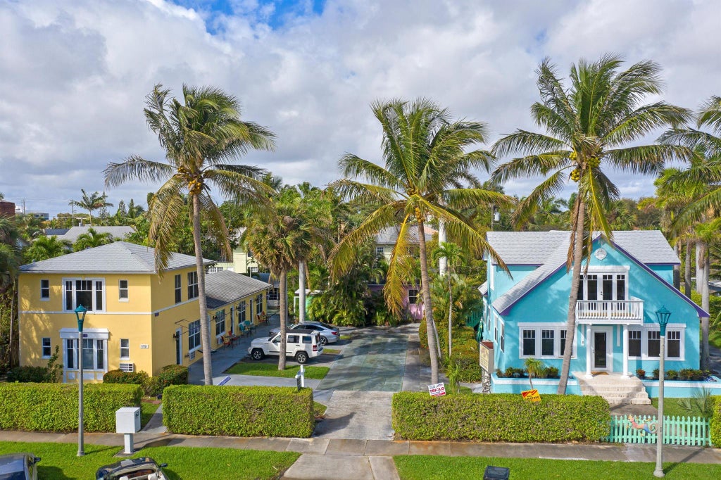 Photo of 119121 N Golfview Road, Lake Worth Beach, FL 33460 (MLS # R10695695)