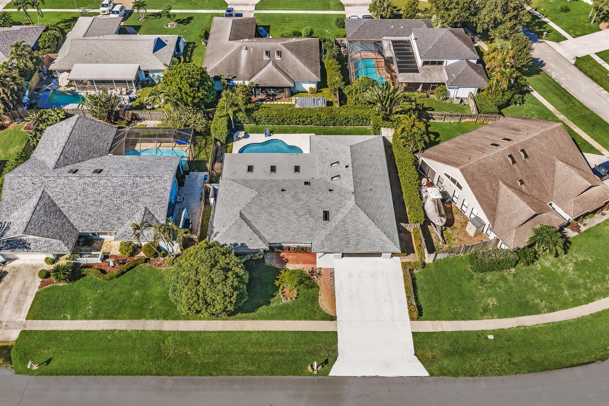 Properties 1021 CHERRY Lane