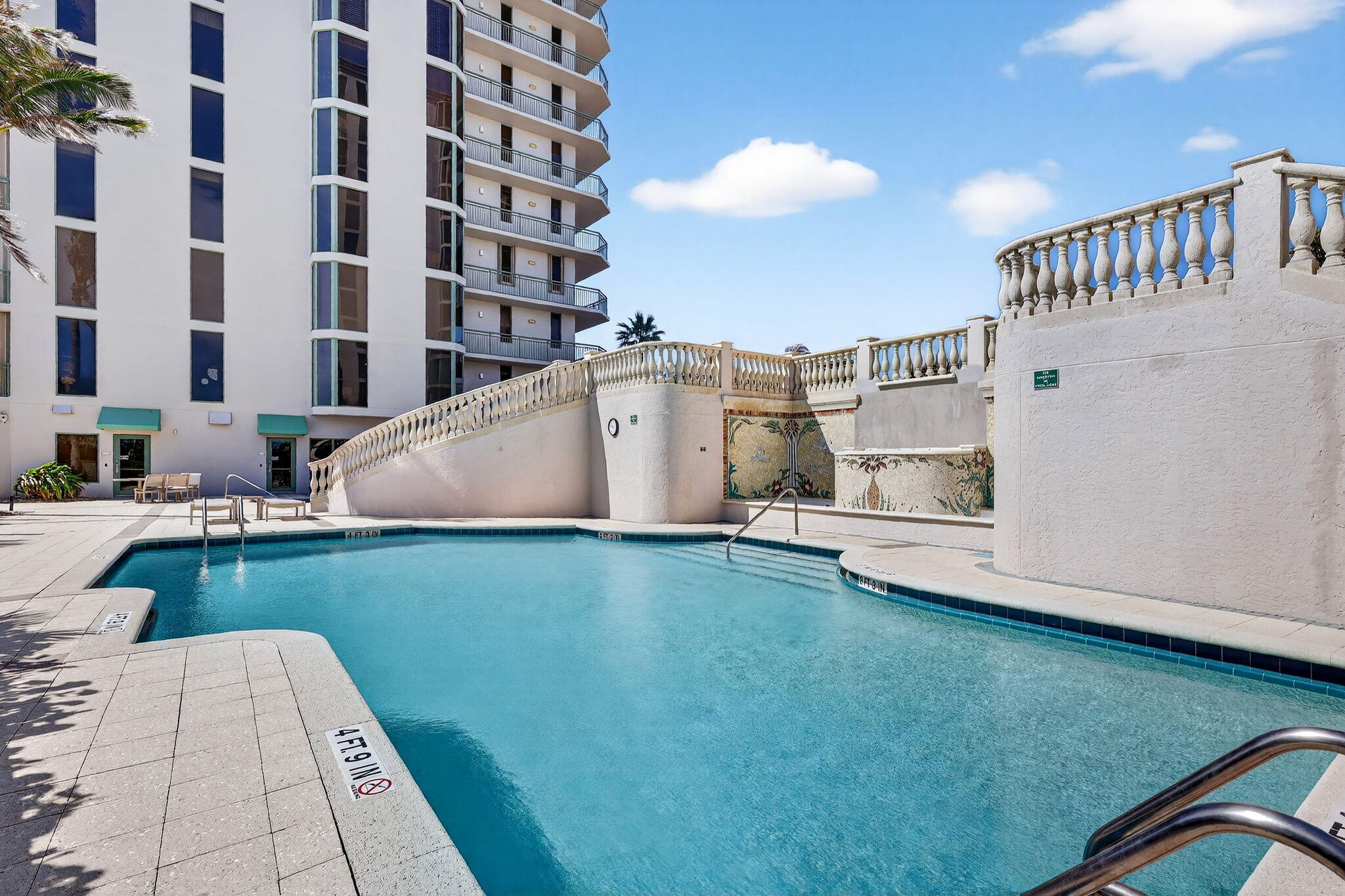 ALTAMIRA AT N HUTCHINSON ISLAND, A CONDOMINIUM - Residential