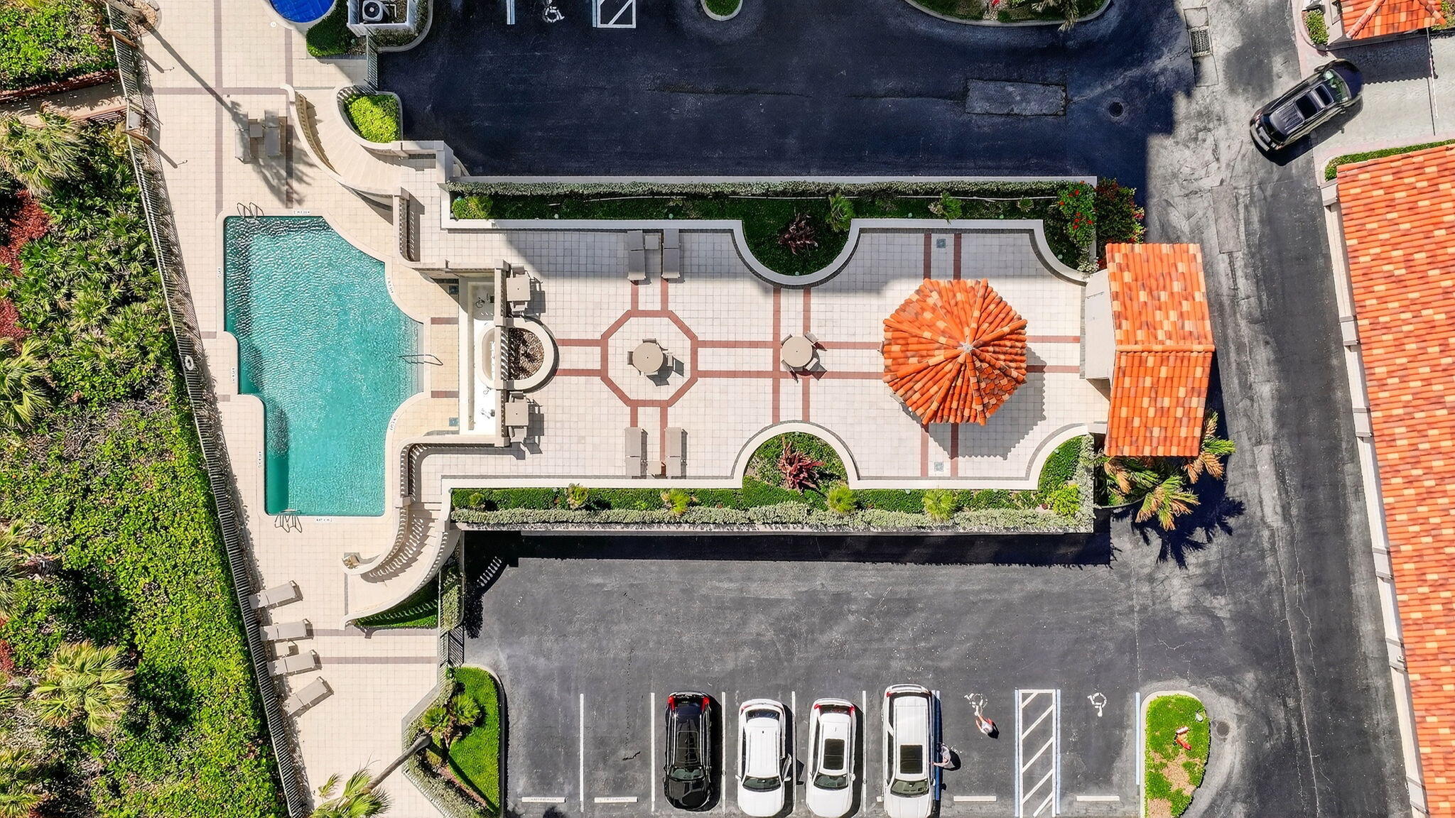 ALTAMIRA AT N HUTCHINSON ISLAND, A CONDOMINIUM - Residential