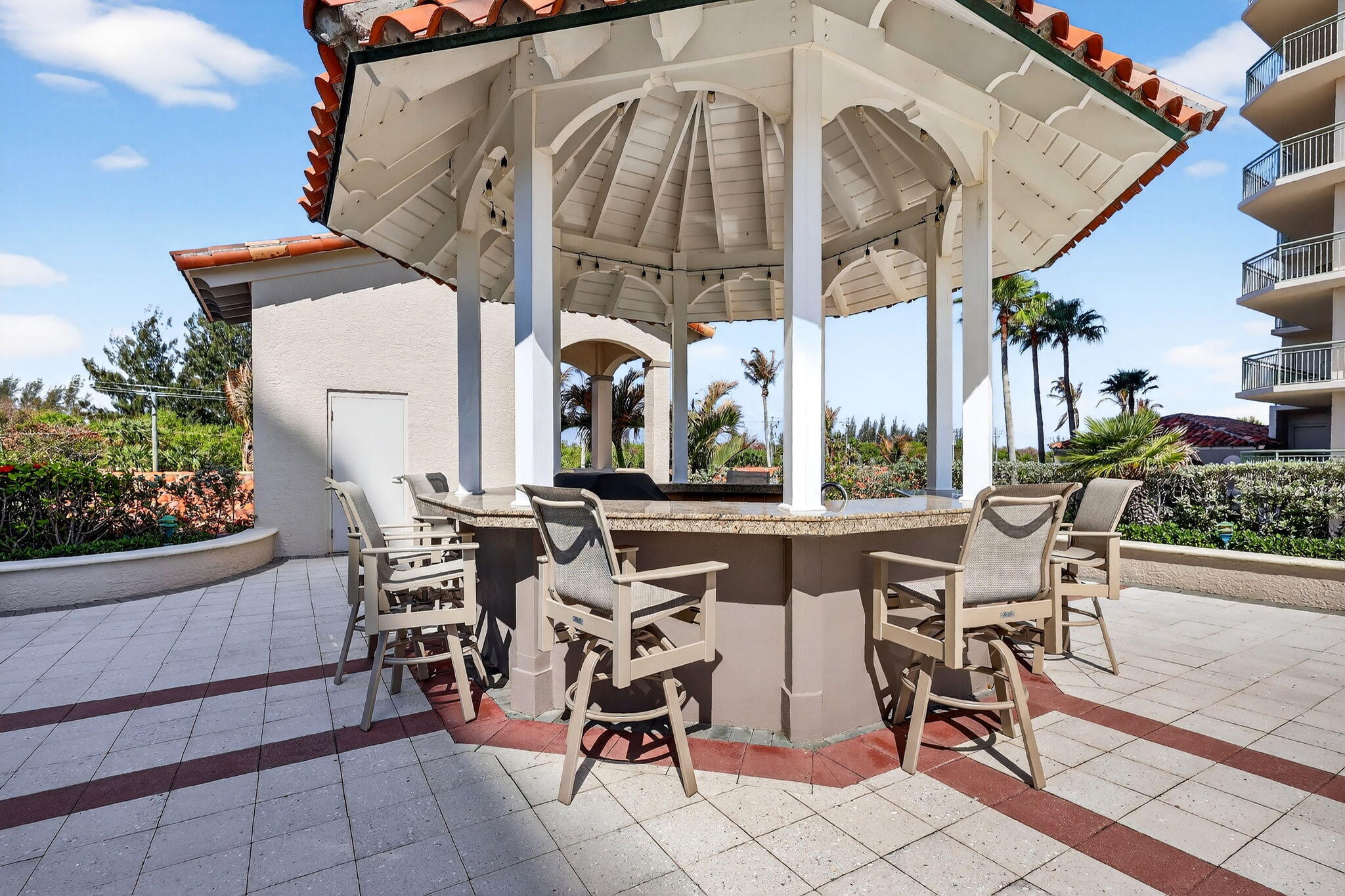 ALTAMIRA AT N HUTCHINSON ISLAND, A CONDOMINIUM - Residential