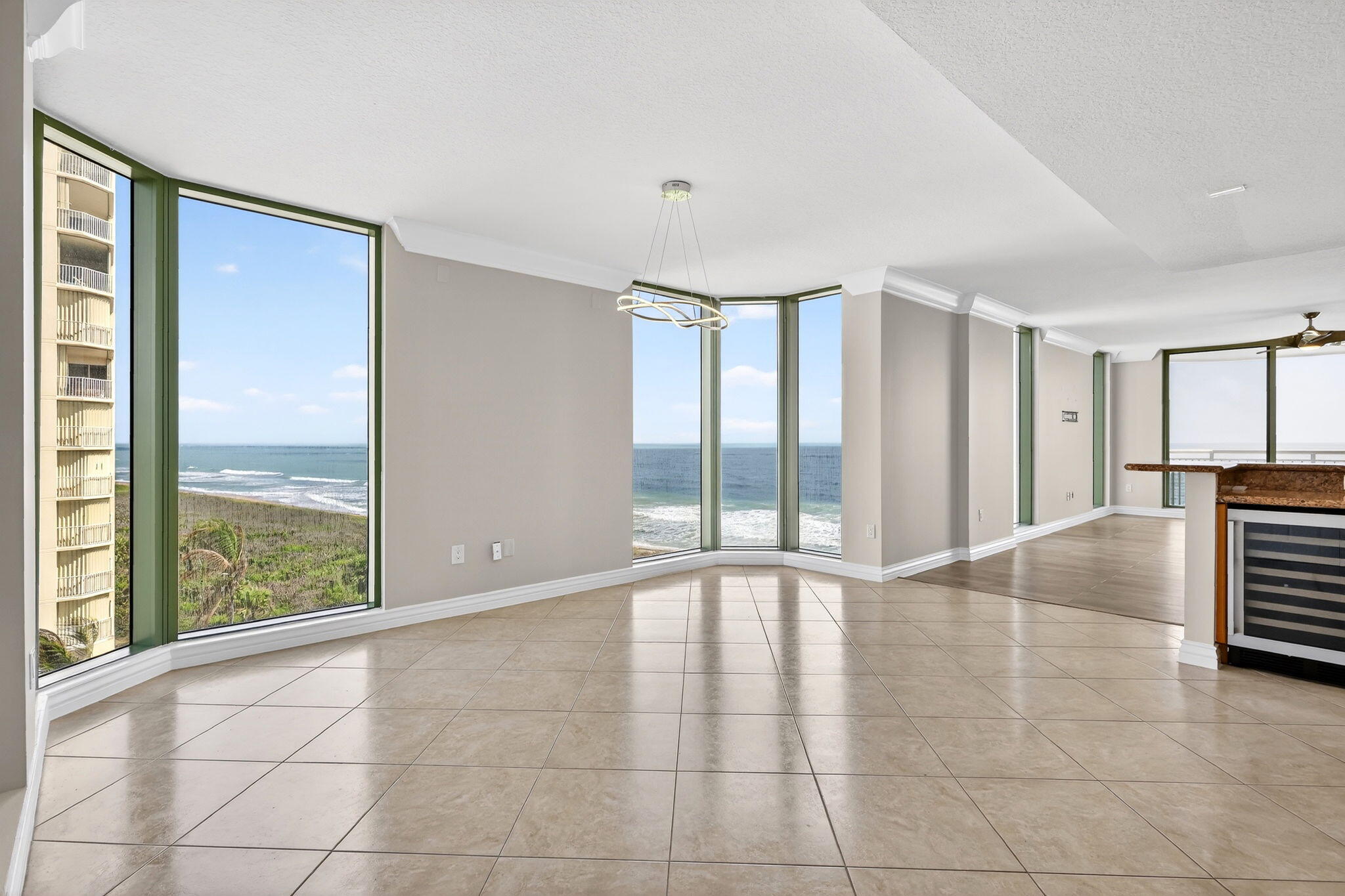 ALTAMIRA AT N HUTCHINSON ISLAND, A CONDOMINIUM - Residential