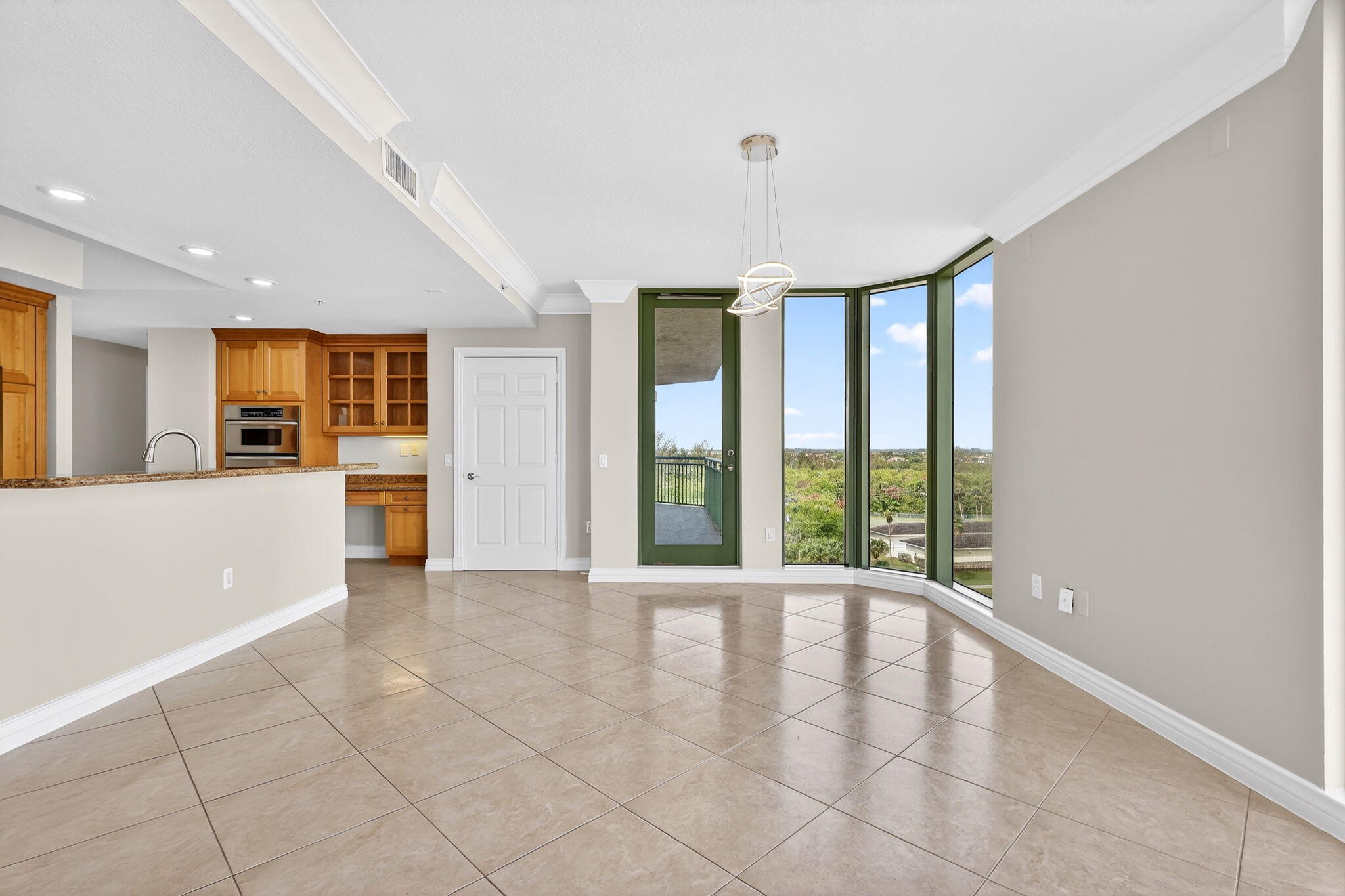 ALTAMIRA AT N HUTCHINSON ISLAND, A CONDOMINIUM - Residential