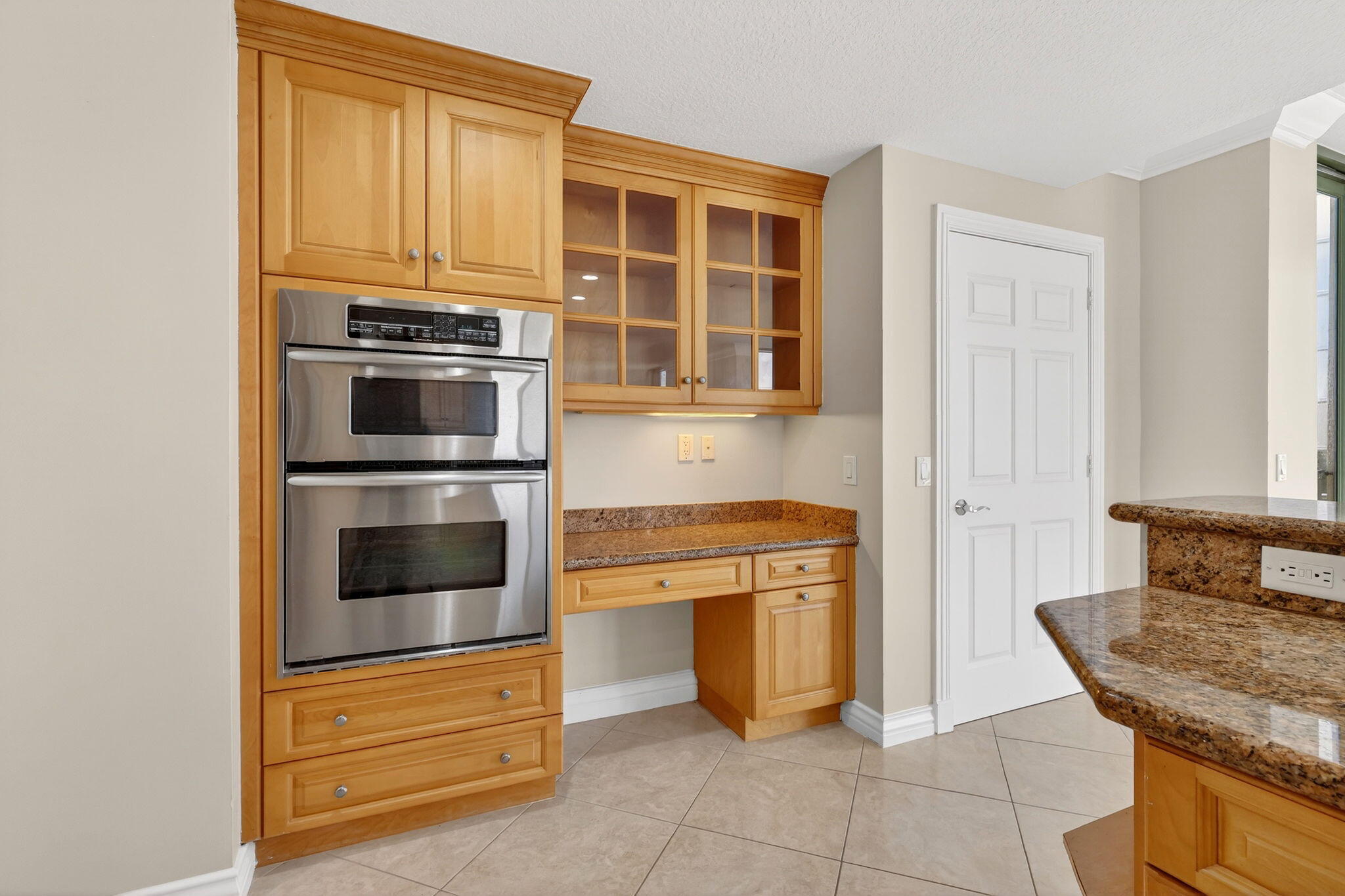 ALTAMIRA AT N HUTCHINSON ISLAND, A CONDOMINIUM - Residential