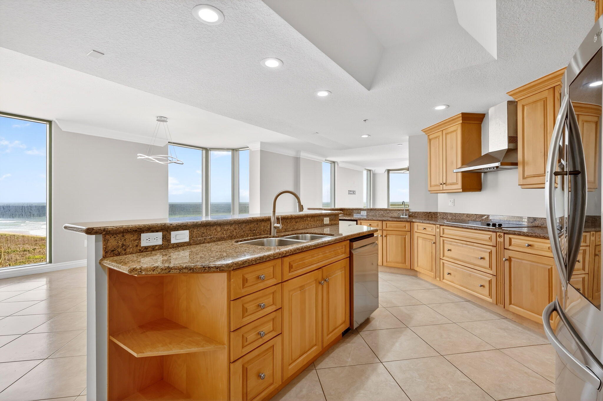 ALTAMIRA AT N HUTCHINSON ISLAND, A CONDOMINIUM - Residential