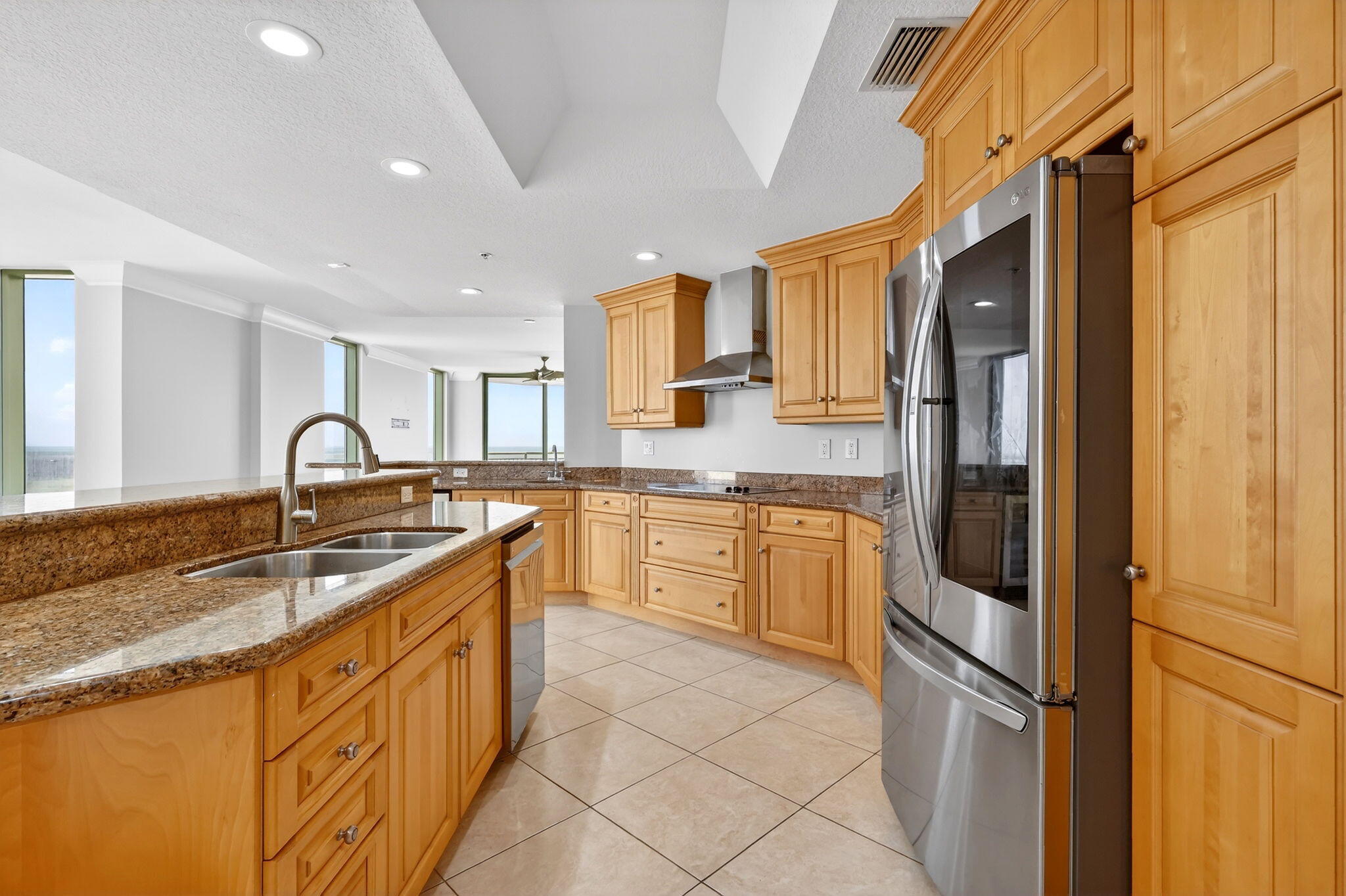 ALTAMIRA AT N HUTCHINSON ISLAND, A CONDOMINIUM - Residential