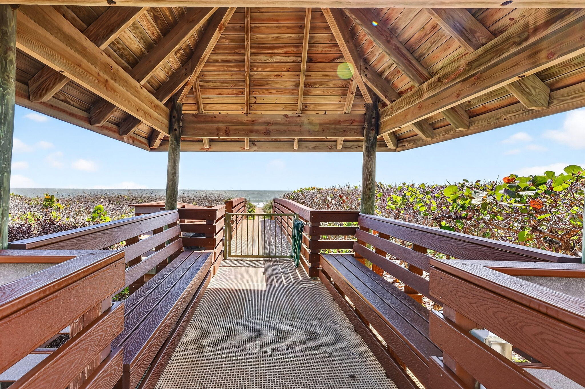 ALTAMIRA AT N HUTCHINSON ISLAND, A CONDOMINIUM - Residential