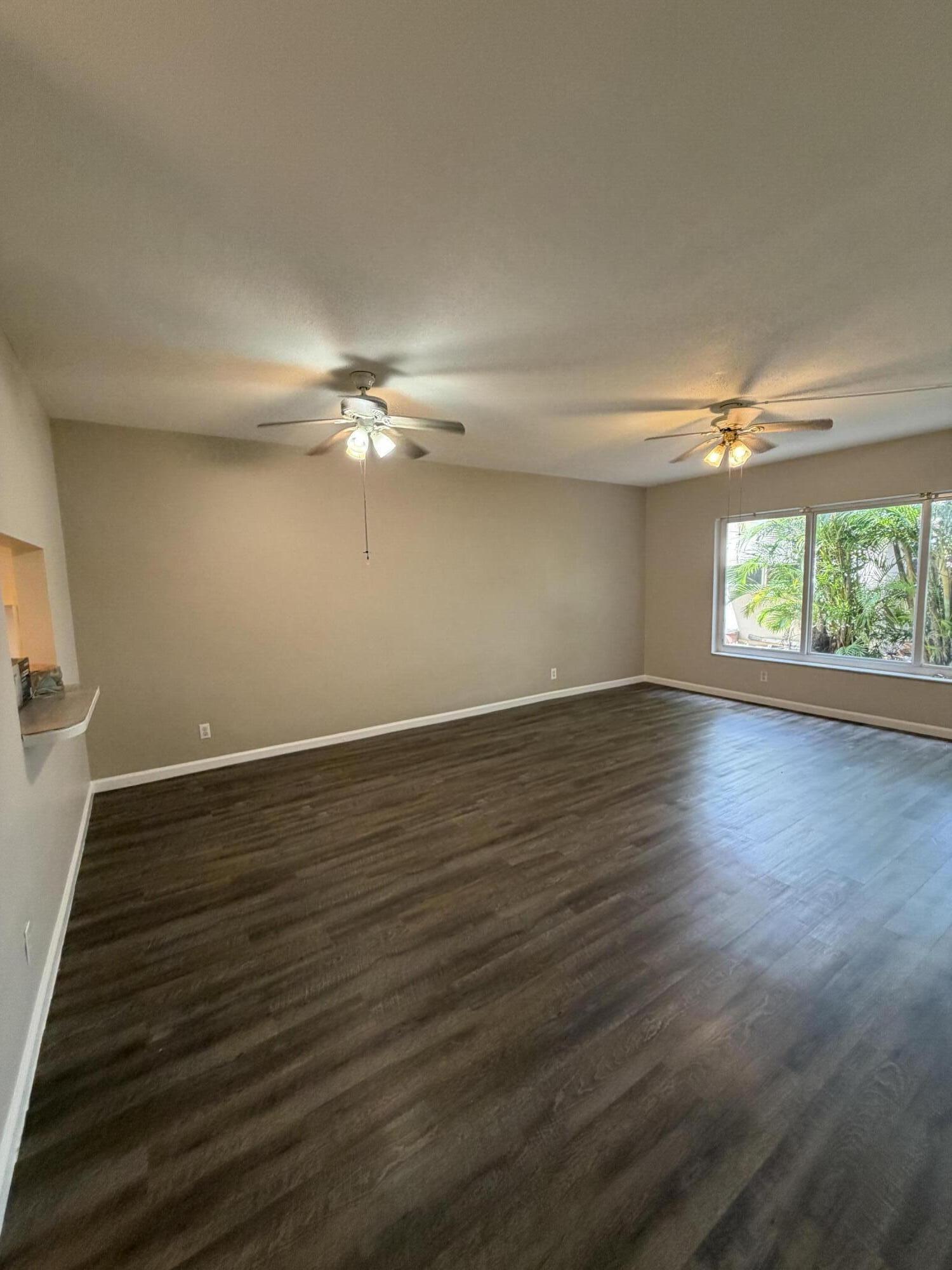 1420 SE 4th Avenue SE 4