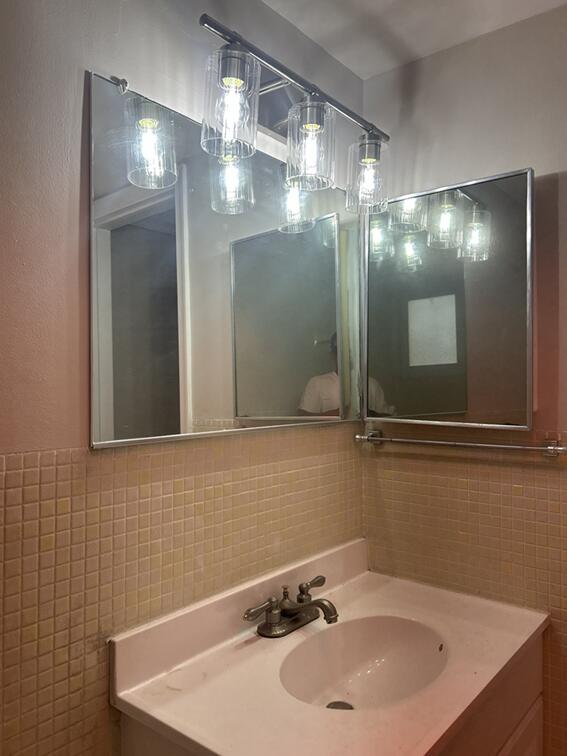 WATERVIEW ESTATES - Residential Lease