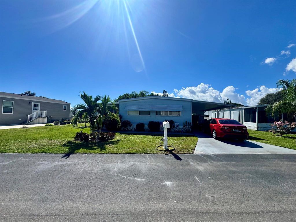 Photo of 277 Kingfisher Avenue, Fort Pierce, FL 34982 (MLS # R11134544)