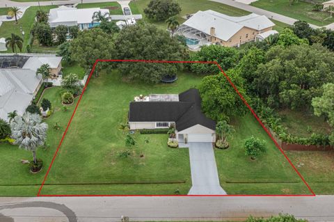 A home in Port St Lucie