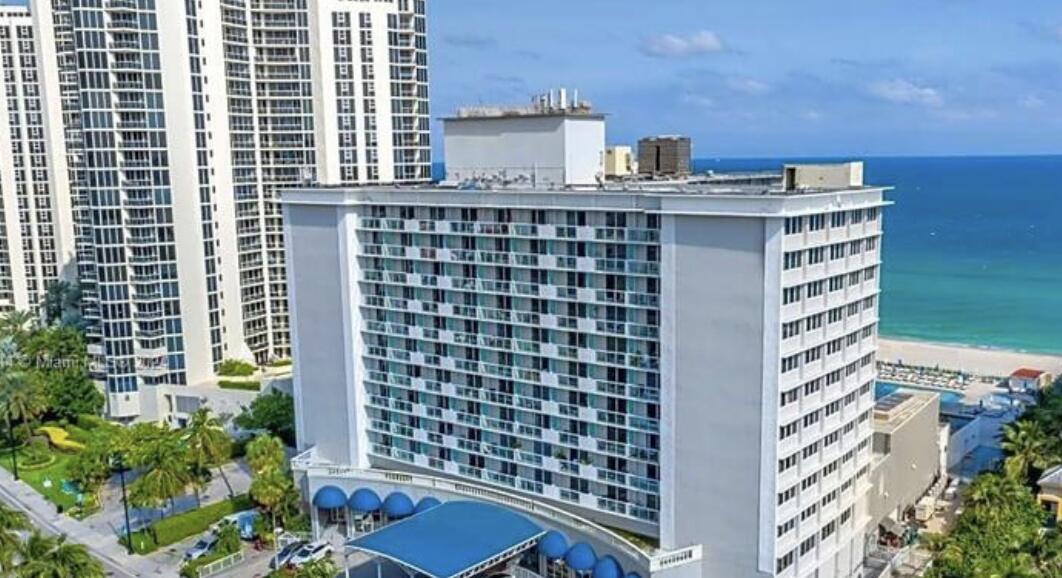 THE AVENTURA BEACH CLUB CONDO - Residential