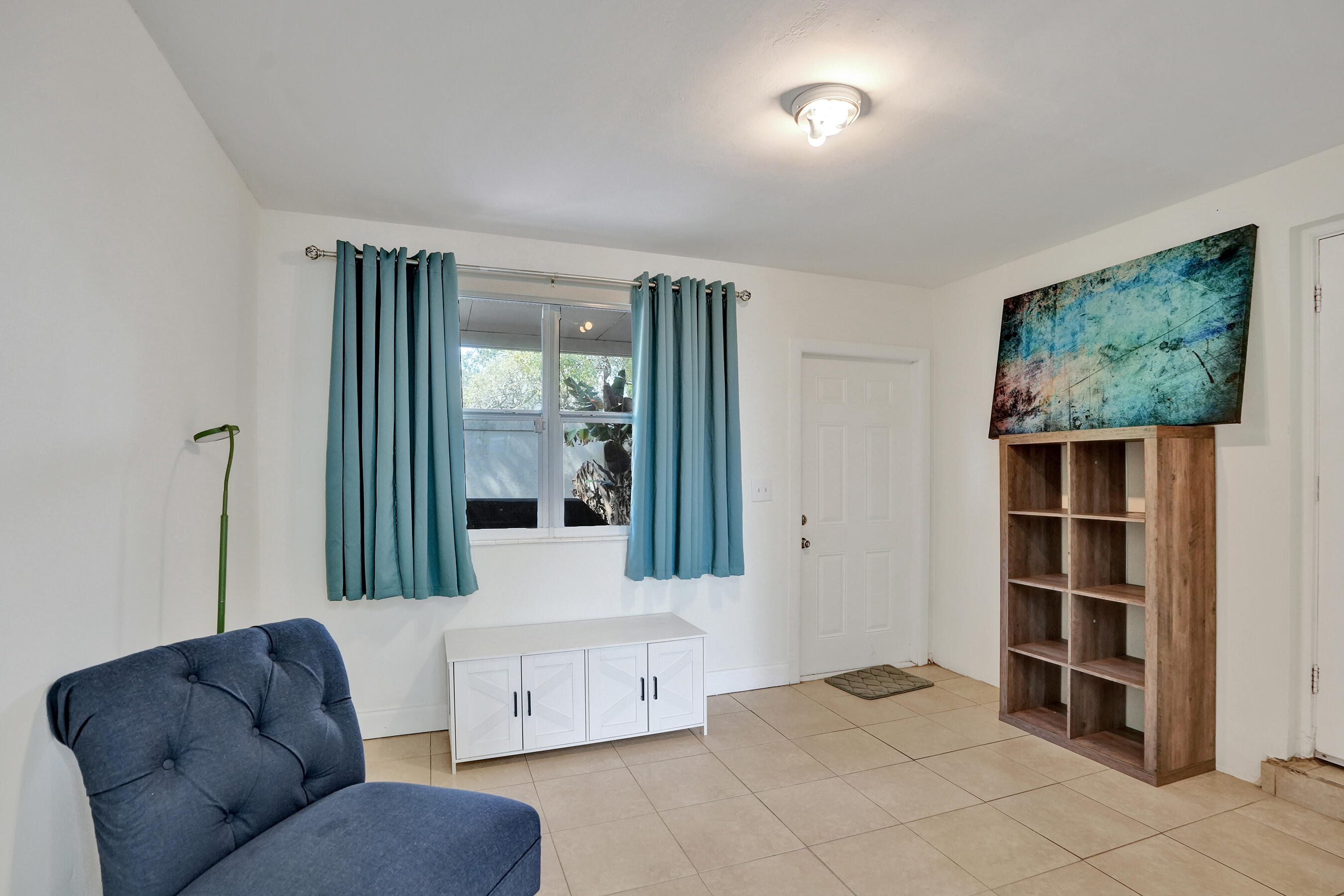 Hillsboro Isles 29-4 B - Residential Income