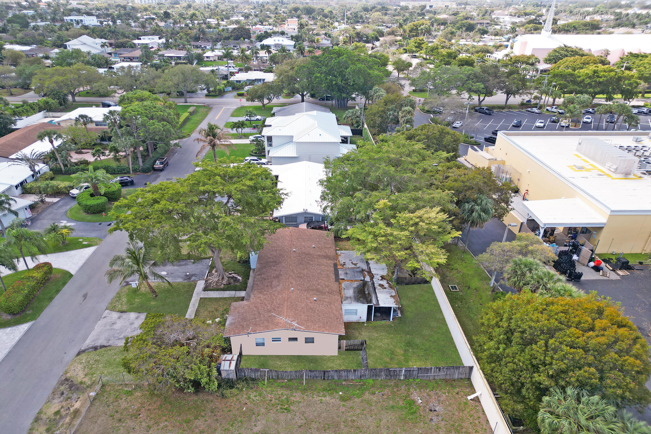 Hillsboro Isles 29-4 B - Residential Income