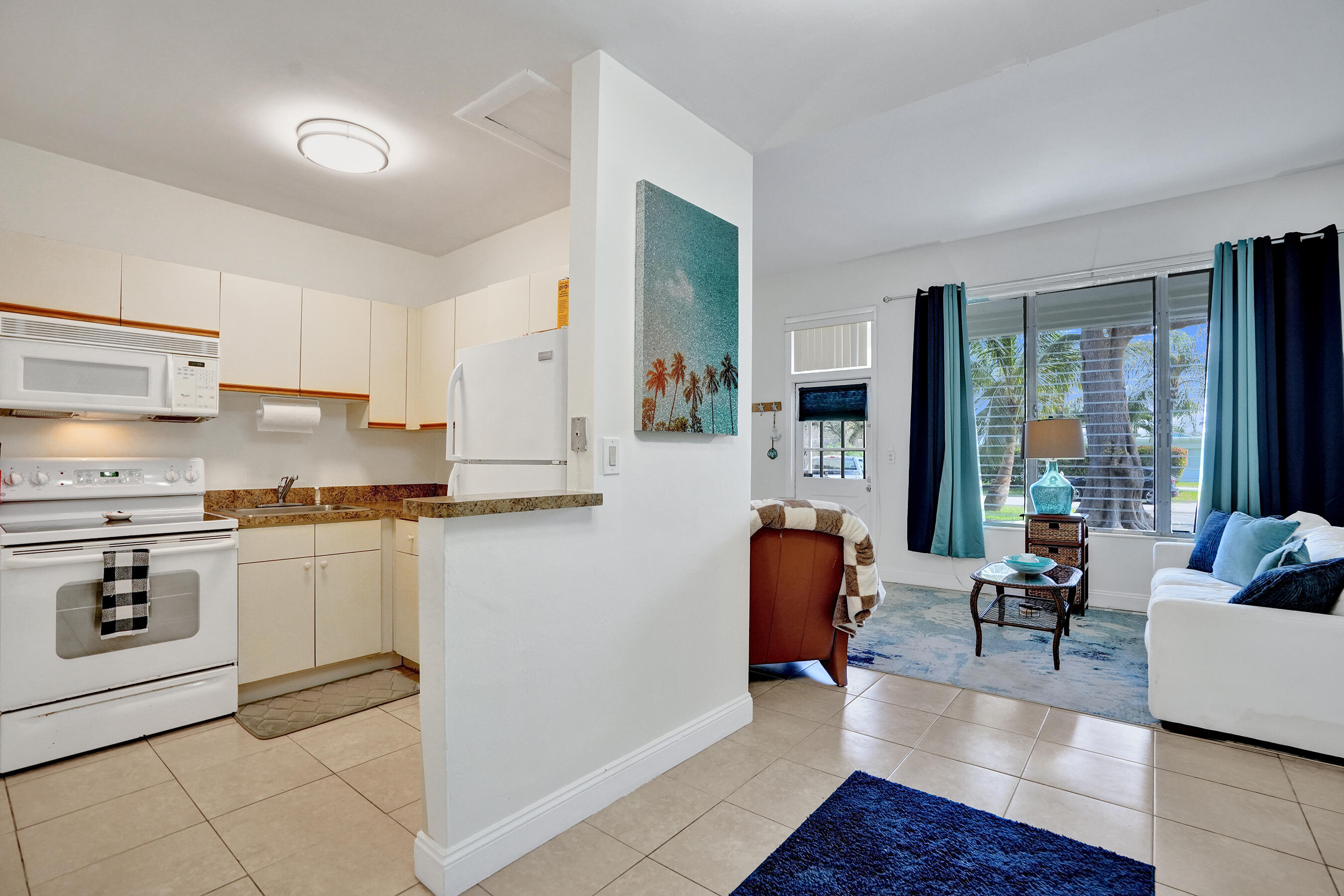 Hillsboro Isles 29-4 B - Residential Income