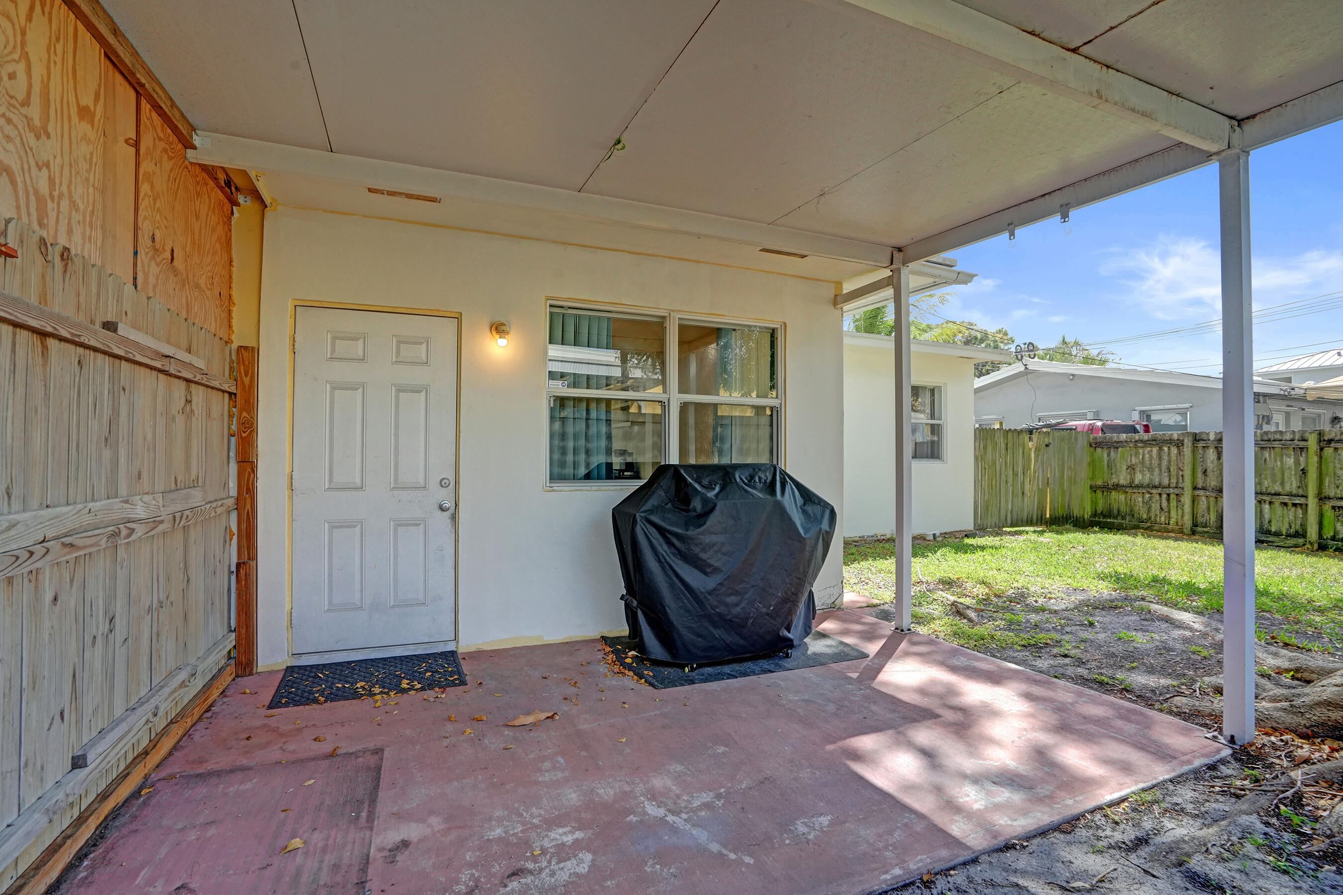 Hillsboro Isles 29-4 B - Residential Income