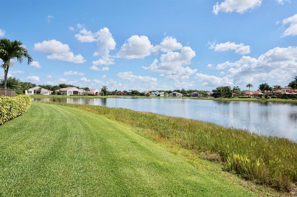 VALENCIA FALLS 2 - Residential