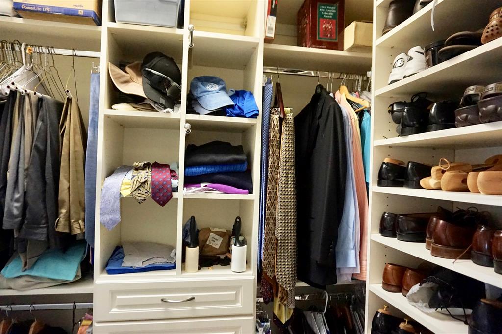 VALENCIA FALLS 2 - Residential