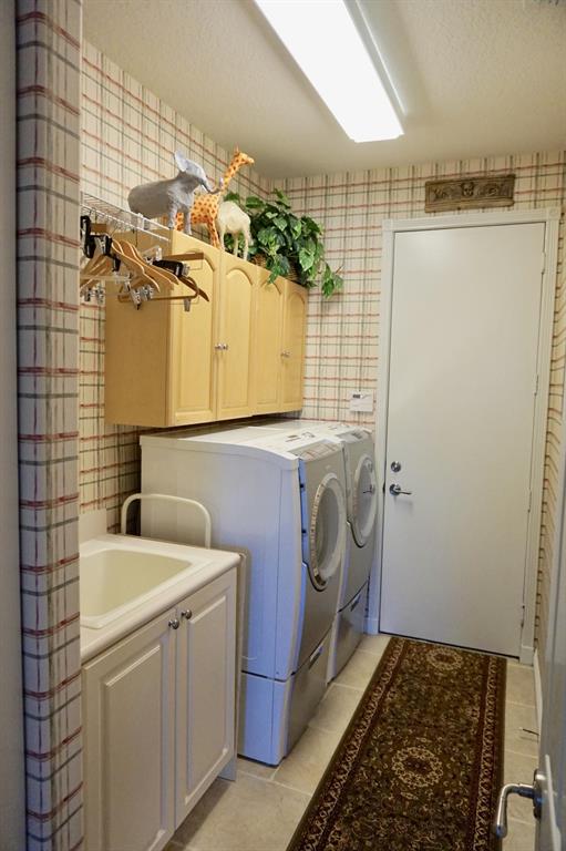 VALENCIA FALLS 2 - Residential