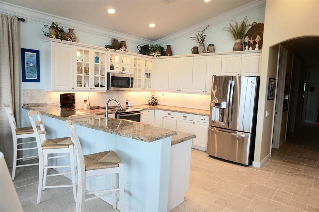 VALENCIA FALLS 2 - Residential