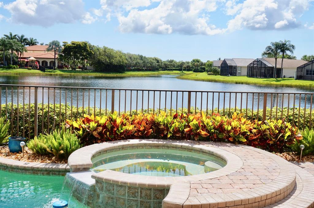 VALENCIA FALLS 2 - Residential