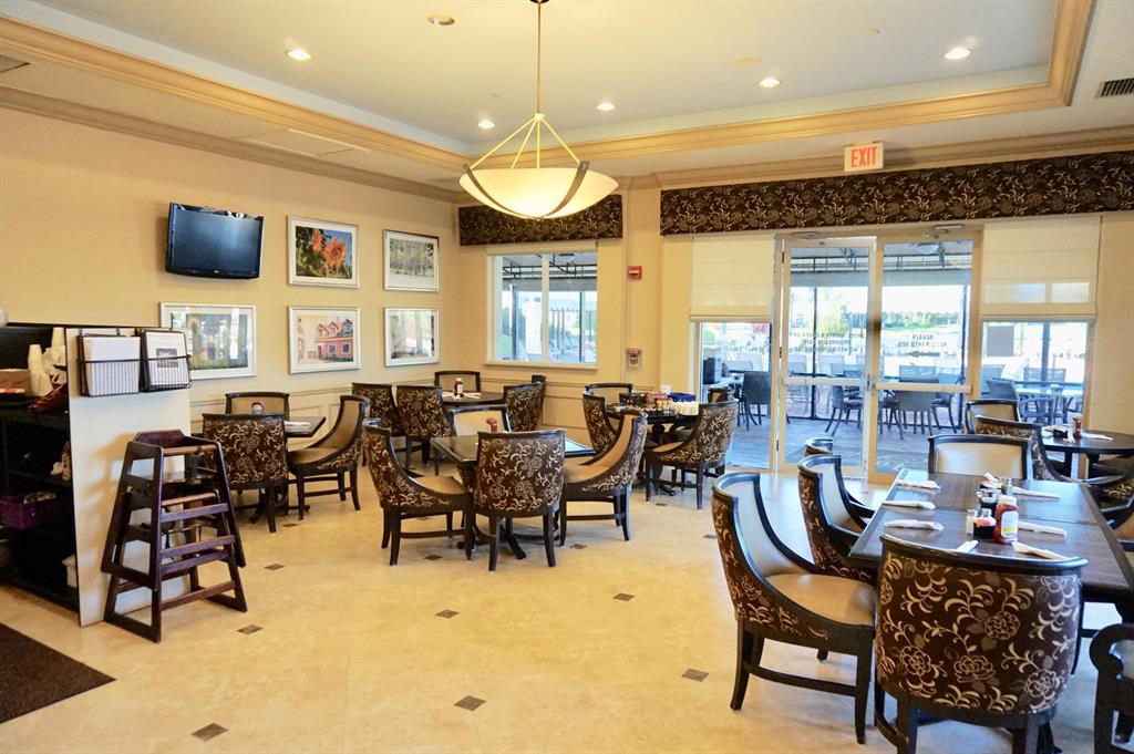 VALENCIA FALLS 2 - Residential