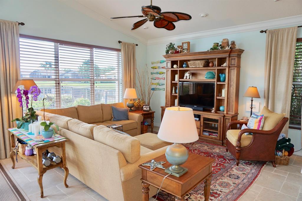 VALENCIA FALLS 2 - Residential