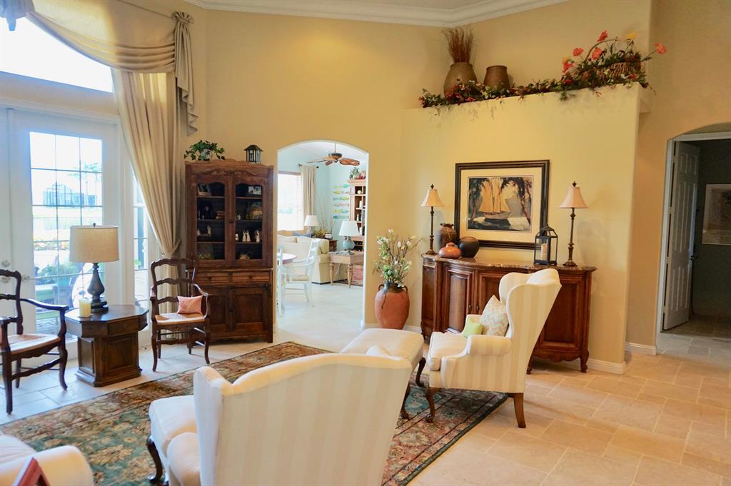 VALENCIA FALLS 2 - Residential