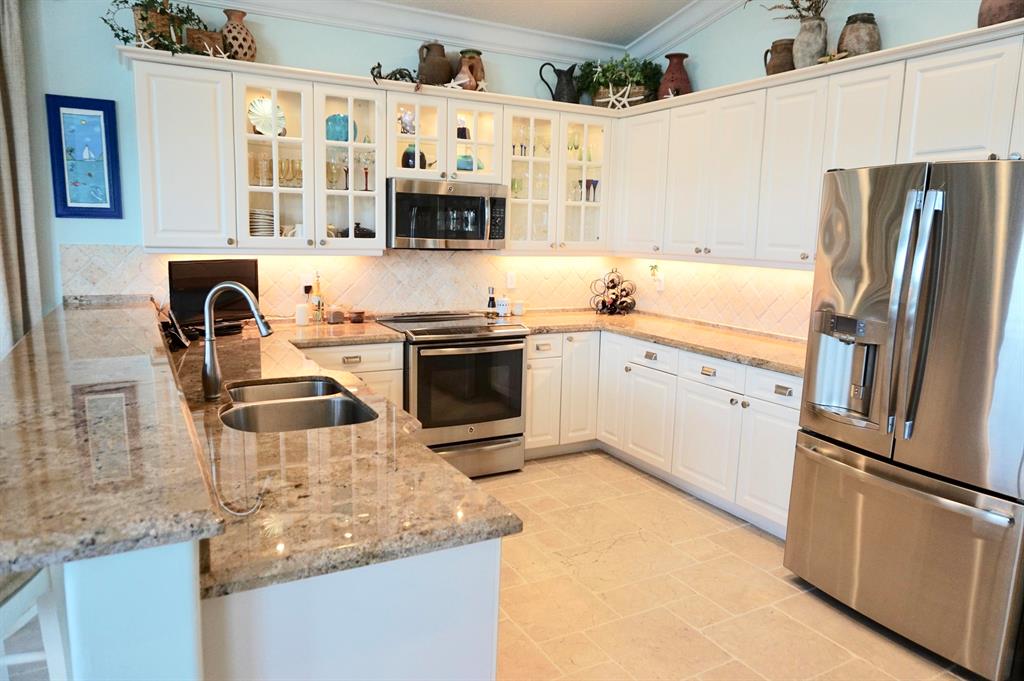 VALENCIA FALLS 2 - Residential