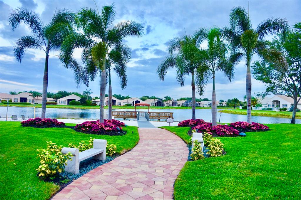 VALENCIA FALLS 2 - Residential