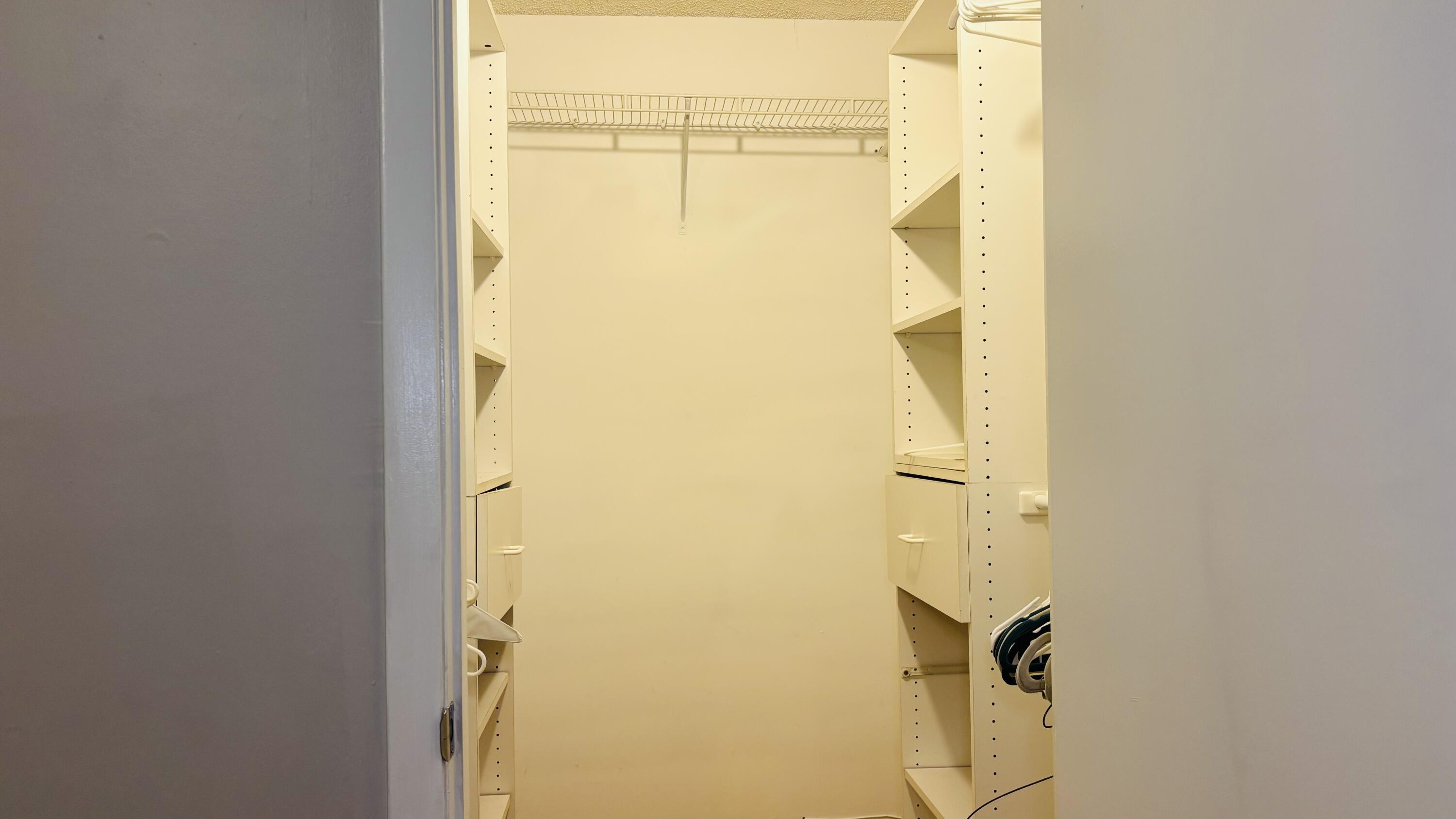 BOCA COVE CONDO - Residential