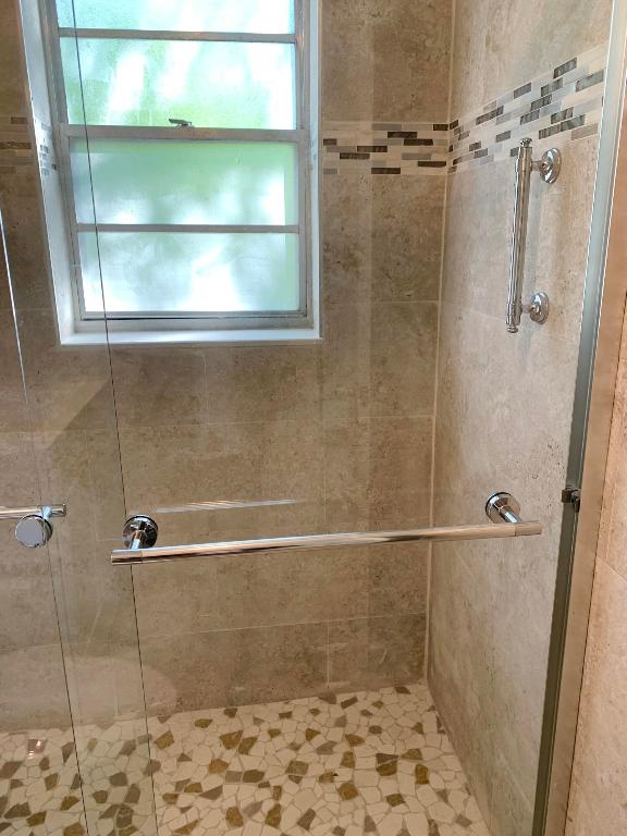 CENTURY VILLAGE - Residential Lease