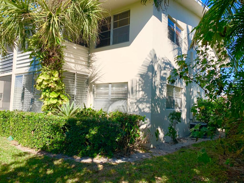 CENTURY VILLAGE - Residential Lease