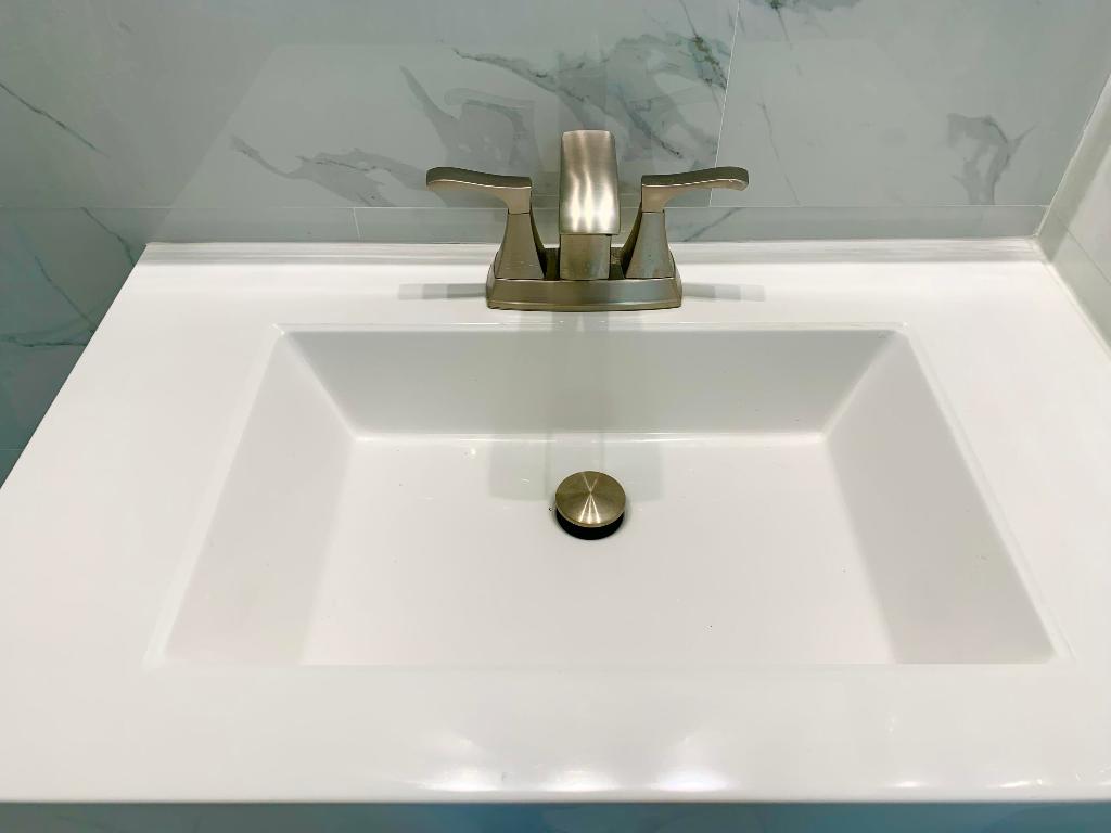 CENTURY VILLAGE - Residential Lease