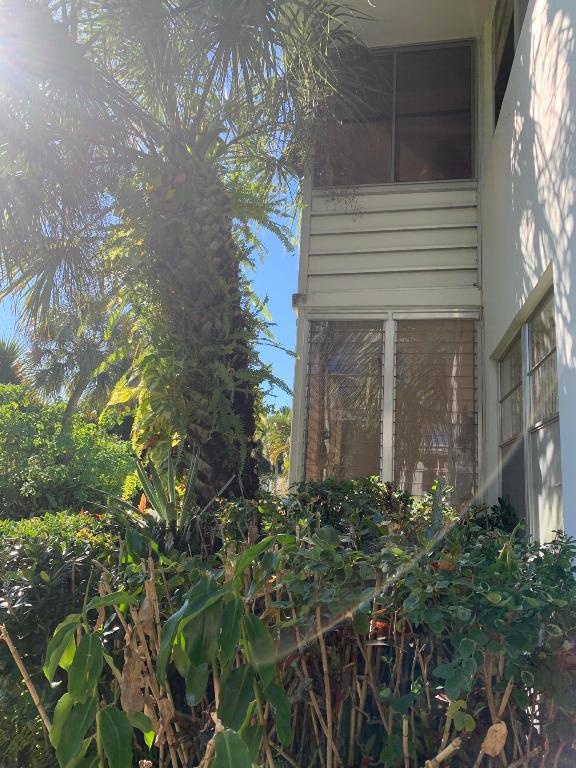 CENTURY VILLAGE - Residential Lease