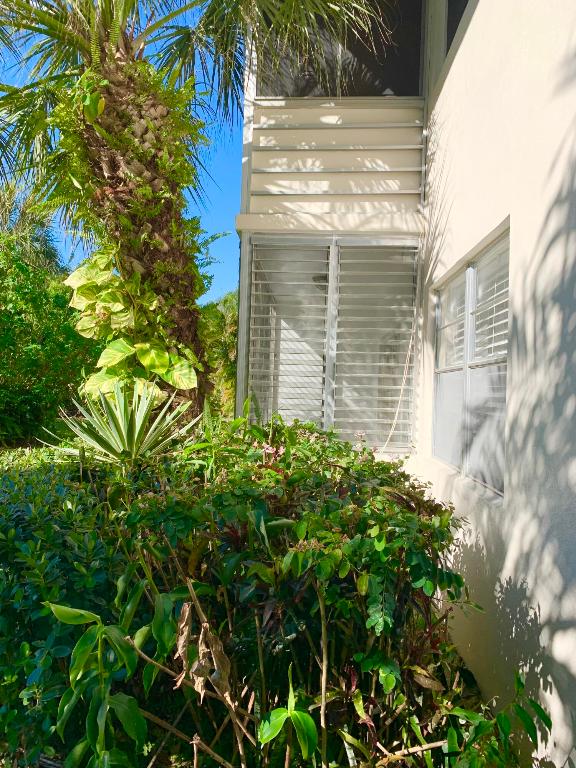 CENTURY VILLAGE - Residential Lease