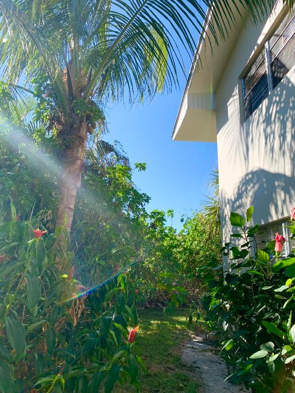 CENTURY VILLAGE - Residential Lease