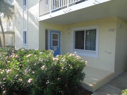 Photo of 5527 NE GULFSTREAM Way, Hutchinson Island, FL 34996 (MLS # B26078450)